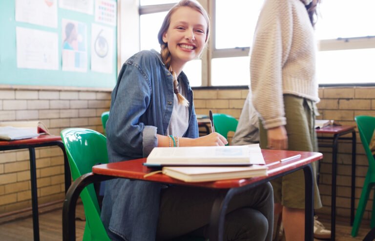 How to Teach SMART Goals to Students: Building Motivation, Confidence, and Real Success