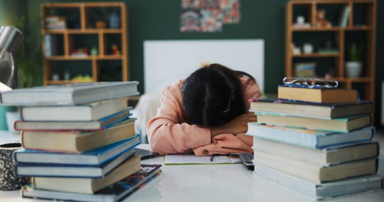 Understanding Test Anxiety in Students: Why Reflection, Questionnaires, and Thoughtful Tools Matter More Than You Think